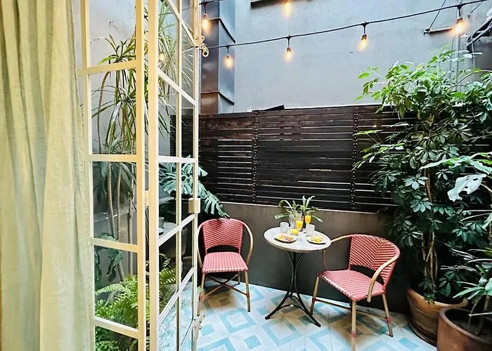Deco House With Park View Rooftop *